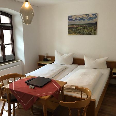 Gasthof Zum Schiff Obereisenheim Екстериор снимка