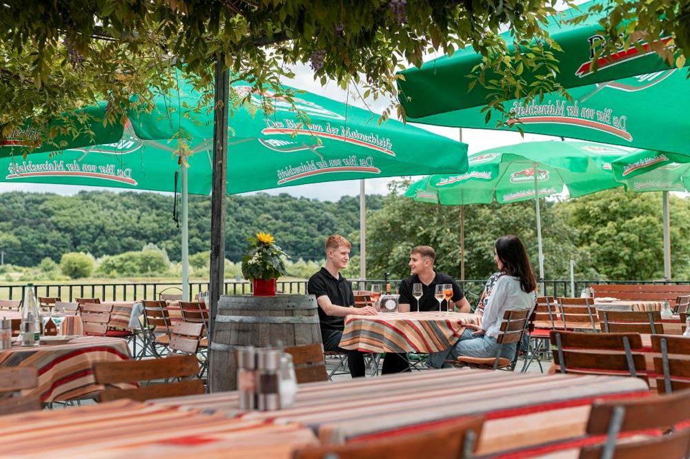 Gasthof Zum Schiff Obereisenheim Екстериор снимка