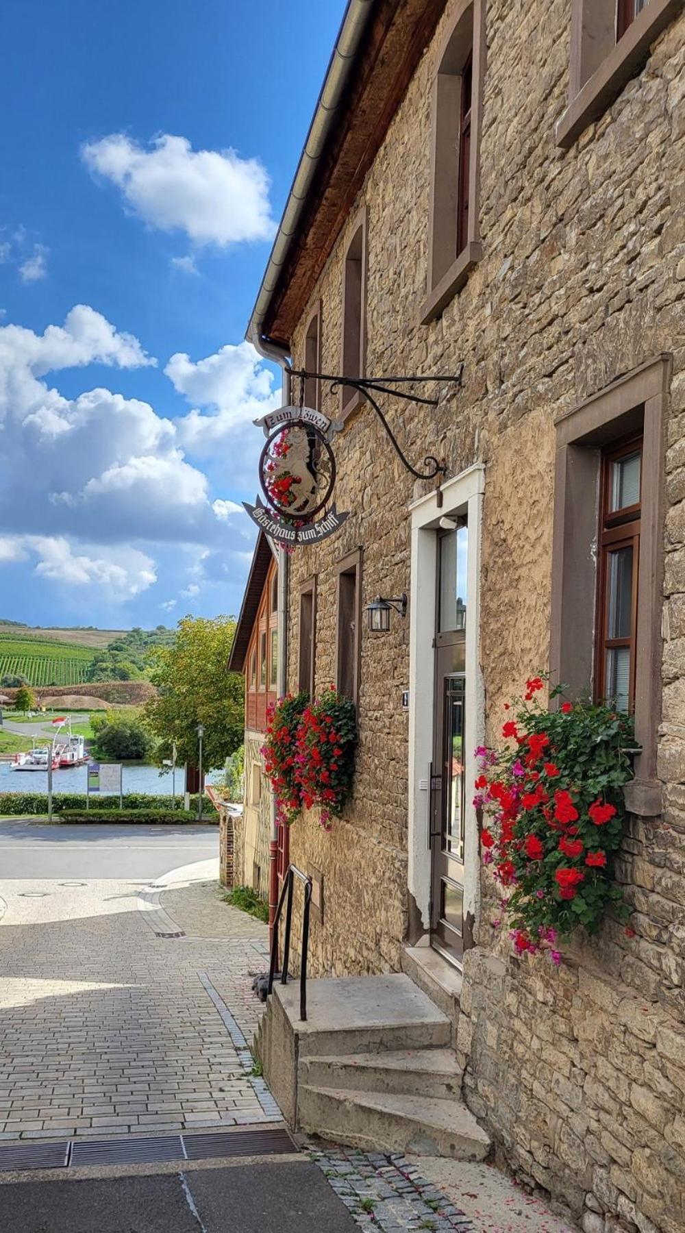 Gasthof Zum Schiff Obereisenheim Екстериор снимка