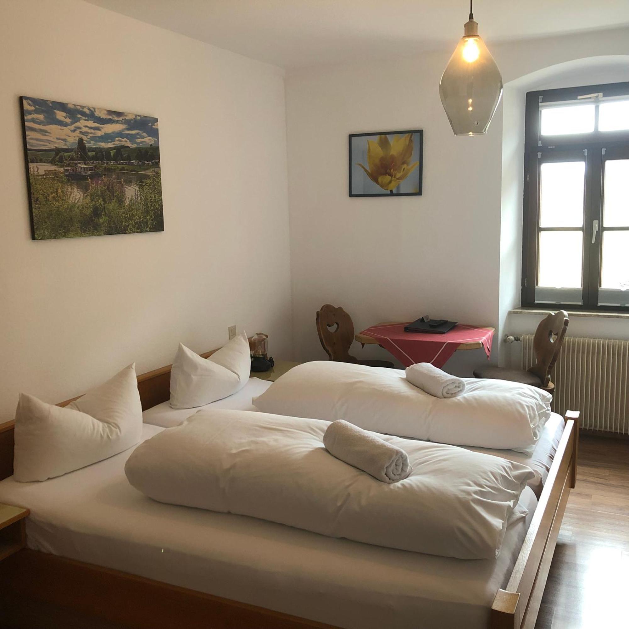 Gasthof Zum Schiff Obereisenheim Екстериор снимка